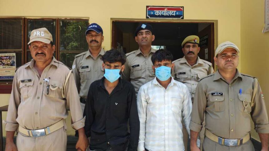 कालसी पुलिस ने चोरी की बाइक सहित दो आरोपियों को किया गिरफ्तार, नशे की लत पूरी करने के लिए दिया था वारदात को अंजाम-Newsnetra 3 IMG 20260613 WA0069