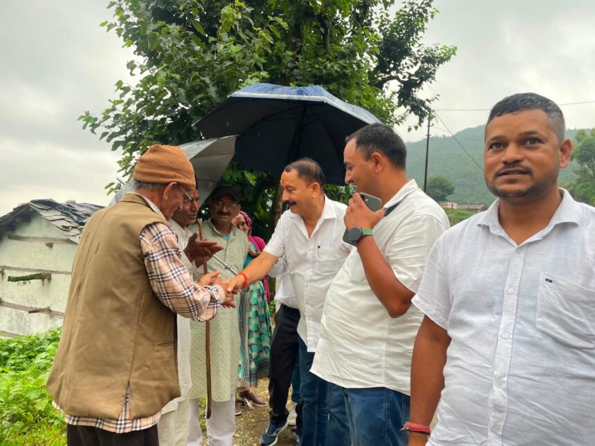 वरुणाघाटी के प्रत्येक गांव के विकास और जनहित के लिए मेरा संघर्ष निरंतर जारी रहेगा : विजयपाल सजवाण-Newsnetra 3 59a53a39 fcf5 44d9 8771 c0b32774d866 2