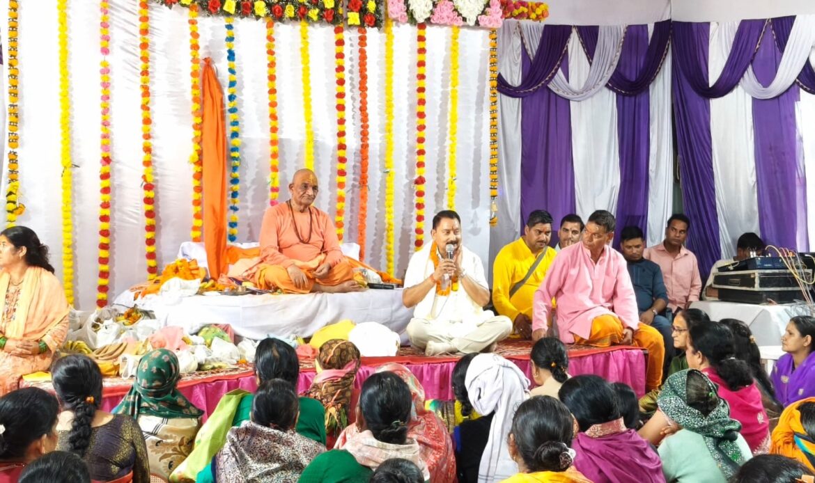 गुरु पूर्णिमा पर पूर्व विधायक विजयपाल सजवाण ने विभिन्न धर्मगुरुओं का लिया आशीर्वाद, सनातन परंपरा के संरक्षण का दिया संदेश- Newsnetra 11 6a05d99f ffea 4a94 ad0a 94c704e032ab