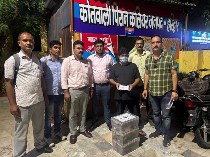 हरिद्वार में STF-ANTF की बड़ी कार्रवाई, कॉस्मेटिक स्टोर से 3.9 किलो कोडीन सिरप और ट्रामाडोल कैप्सूल बरामद, संचालक गिरफ्तार-Newsnetra 3 IMG 20260701 WA0076 1