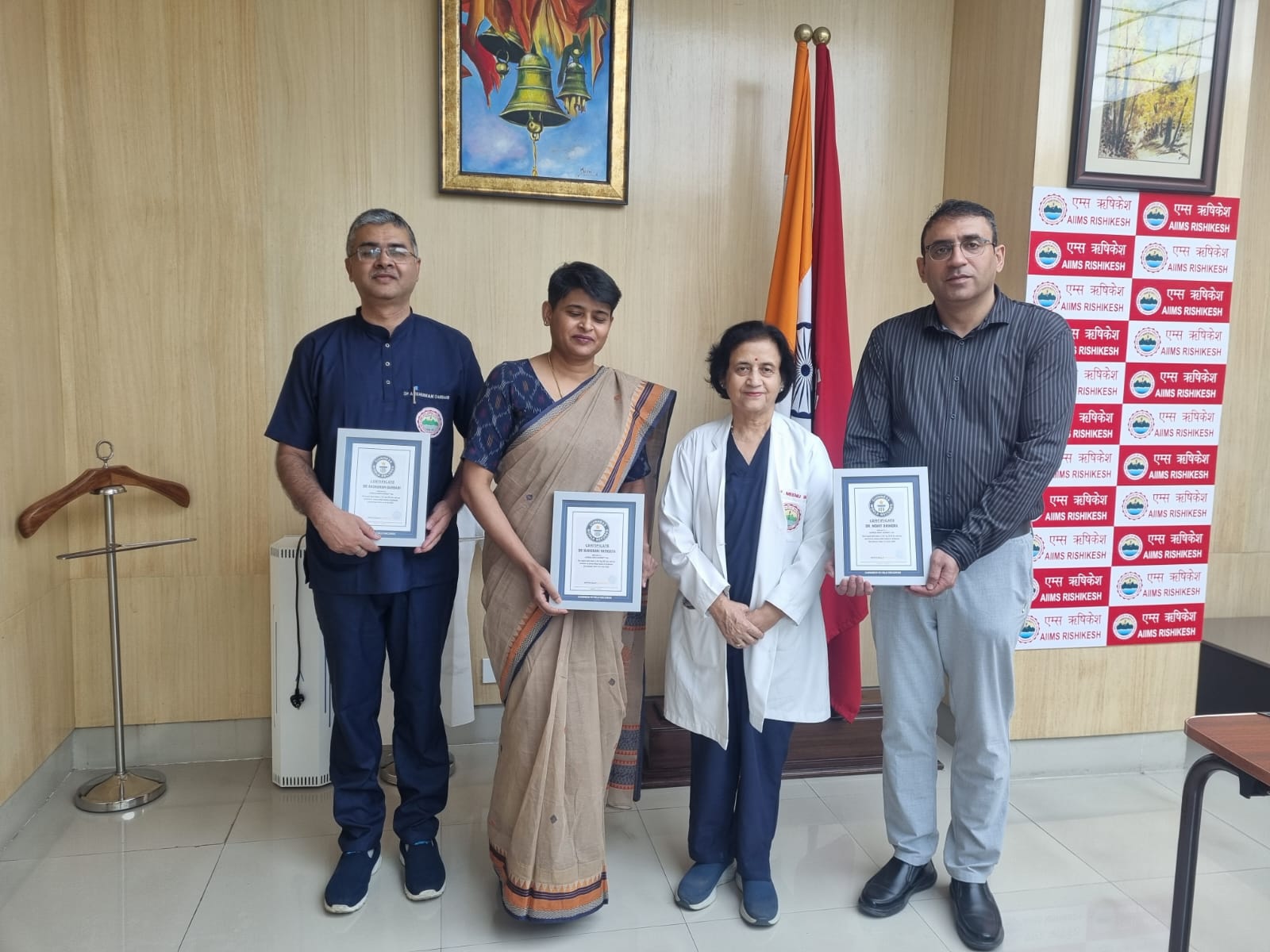 AIIMS ऋषिकेश का विश्व रिकॉर्ड: 35 किलो बोन ट्यूमर हटाकर गिनीज बुक में दर्ज हुई ऐतिहासिक उपलब्धि-Newsnetra 9 WhatsApp Image 2026 07 03 at 6.59.18 PM 2
