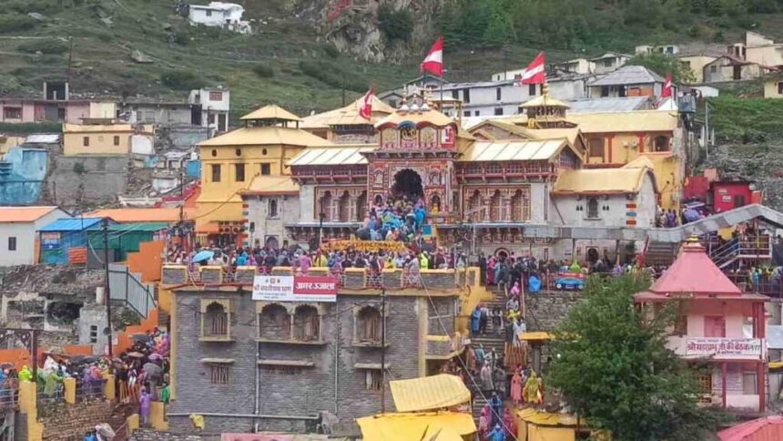 बद्रीनाथ चढ़ावा प्रकरण: 18 पेज की जांच रिपोर्ट में सुरक्षा और पारदर्शिता के लिए बड़े सुझाव-Newsnetra 3 badrinath dham 17bbfad6da2bdbbc3e0af75d24e7ff74