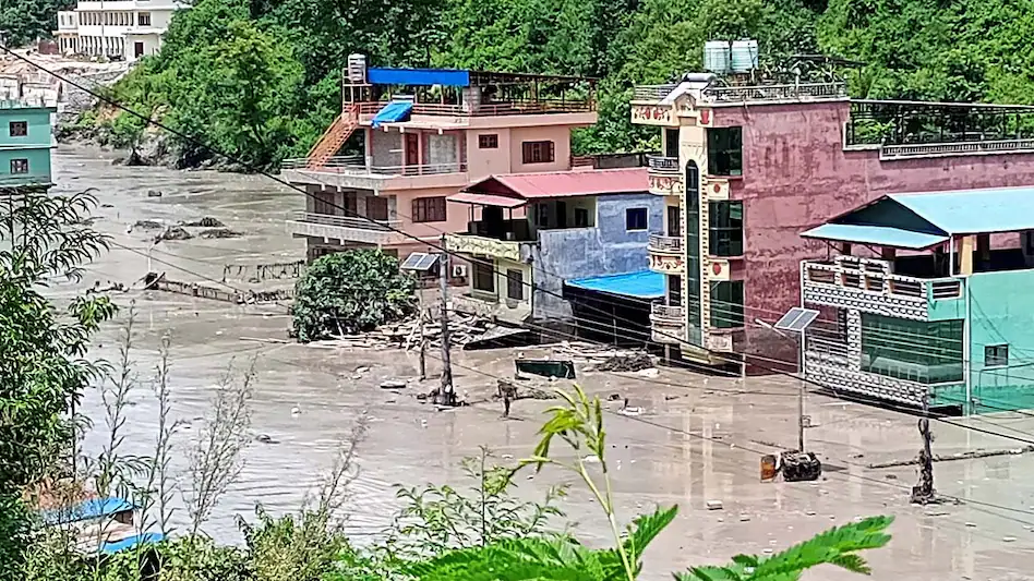 नेपाल में भोटेकोशी नदी का रौद्र रूप, भीषण बाढ़ से भारी तबाही; 384 लोग लापता-Newsnetra 15 6a8ea672de55d nepal flood 264014228 16x9 1