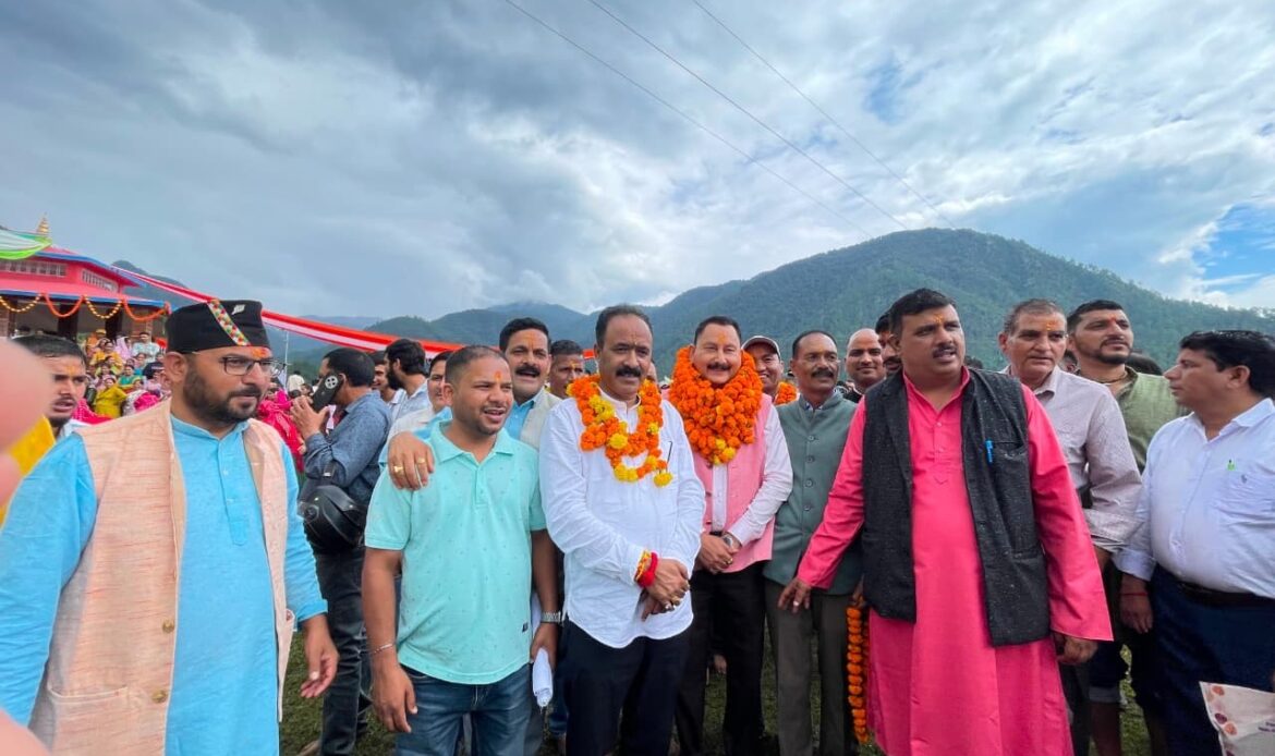 पौराणिक परंपरा का दिव्य समागम, मुस्टिकसौड़ में उमड़ा आस्था का सैलाब!-Newsnetra 16 829a8056 c982 42e9 8f42 baecd39b55b7