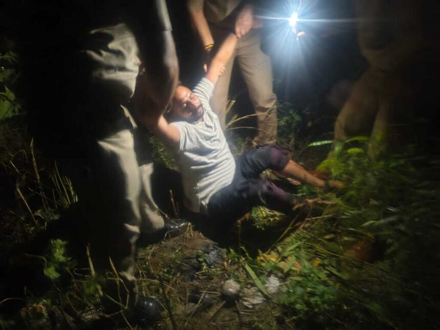 देहरादून के प्रेमनगर में देर रात पुलिस-बदमाश मुठभेड़, गैंगस्टर रईस के दोनों पैरों में लगी गोली, साथी फरार-Newsnetra 3 IMG 20260813 WA0034