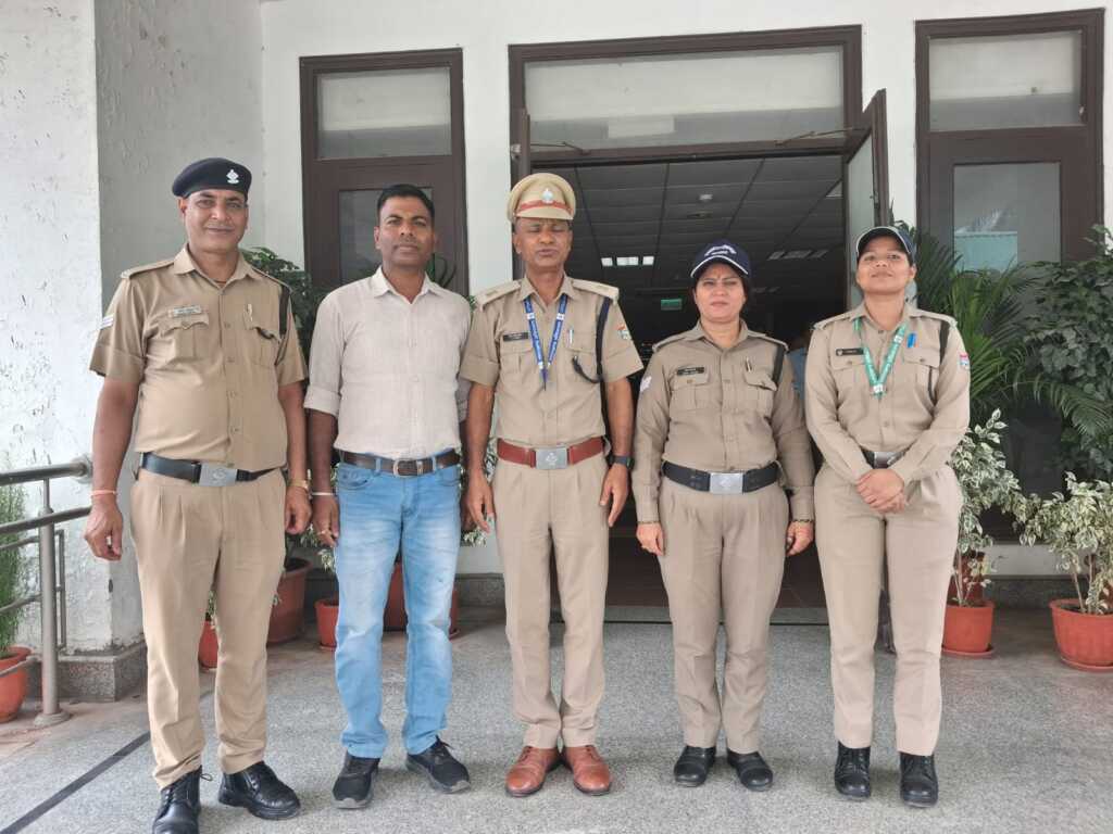 उत्तराखंड सचिवालय रक्षक संघ के द्विवार्षिक चुनाव संपन्न, विनयपाल सिंह अध्यक्ष तो दिनेश उनियाल बने महासचिव-Newsnetra 6 IMG 20260818 WA0103 1