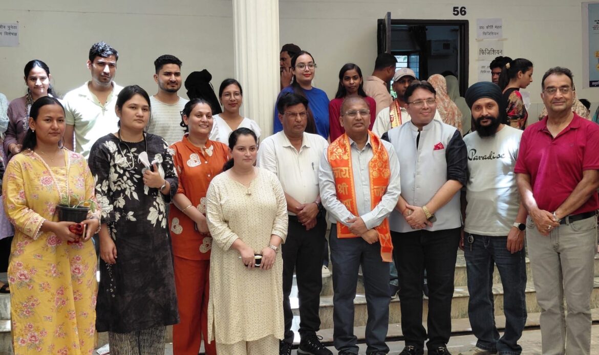 राजकीय चिकित्सालय जसपुर में निशुल्क स्वास्थ्य शिविर, विशेषज्ञ चिकित्सकों को किया गया सम्मानित-Newsnetra 8 ca499b2a e6e8 45d1 a951 3da7a76d16e2