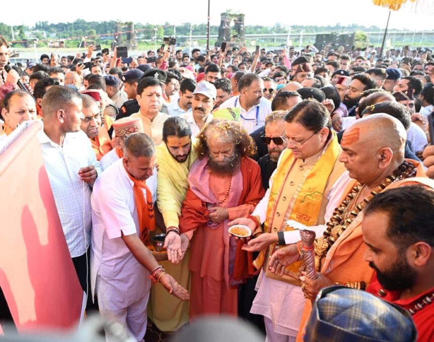2100 दीपों से जगमगाया मां यमुना का तट, हरिपुर कालसी को मिली बड़ी आध्यात्मिक सौगात, मां यमुना प्रतिमा का हुआ अनावरण-Newsnetra 3 0a5f3da2 c3db 4210 af17 c3f88b03bc1b 2