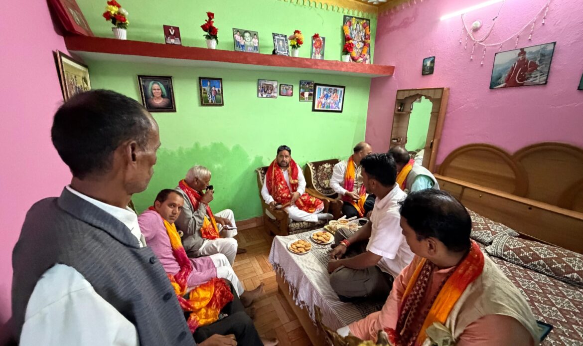 कुश कल्याण पर्यटन एवं पर्यावरण उत्थान मेले में शामिल हुए डॉ. चंडी प्रसाद भट्ट, बोले- पर्यटन विकास से युवाओं को मिलेगा रोजगार-Newsnetra 15 0dffc4c5 7943 4cb3 bed6 18be308747a7