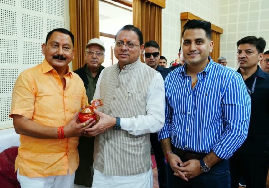 सीएम धामी से पूर्व विधायक विजयपाल सजवाण की मुलाकात, गंगोत्री की सियासत में बढ़ी हलचल-Newsnetra 3 0f87858c 782f 4e20 ad26 b82ab5f65d90