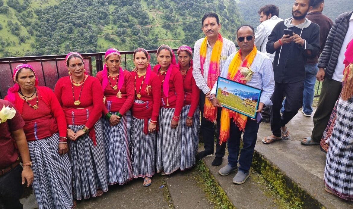 कुश कल्याण पर्यटन एवं पर्यावरण उत्थान मेले में शामिल हुए डॉ. चंडी प्रसाद भट्ट, बोले- पर्यटन विकास से युवाओं को मिलेगा रोजगार-Newsnetra 13 526f4448 ec42 4879 be7a ca4a38e98ebd