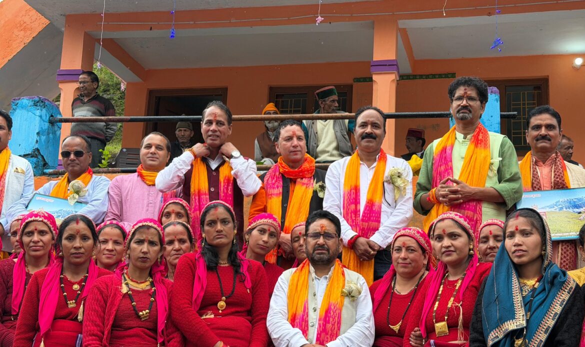 कुश कल्याण पर्यटन एवं पर्यावरण उत्थान मेले में शामिल हुए डॉ. चंडी प्रसाद भट्ट, बोले- पर्यटन विकास से युवाओं को मिलेगा रोजगार-Newsnetra 12 9979157c 655b 40df a77d 334992754fd0