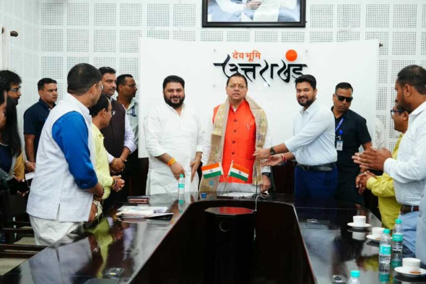 हरियाणा भ्रमण पर जा रहे उत्तराखंड के युवाओं को CM धामी ने दी शुभकामनाएं, बोले- राज्यों की संस्कृति और विकास कार्यों से सीखें-Newsnetra 3 IMG 20260929 WA0237 1