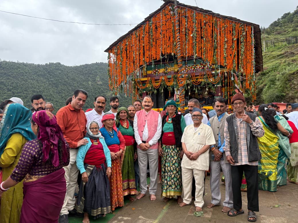 पौराणिक ‘भेड़ू का तमाशा’ मेले में शामिल हुए पूर्व विधायक विजयपाल सजवाण, समेश्वर महाराज के किए दर्शन-Newsnetra 48 WhatsApp Image 2026 09 13 at 4.45.59 PM