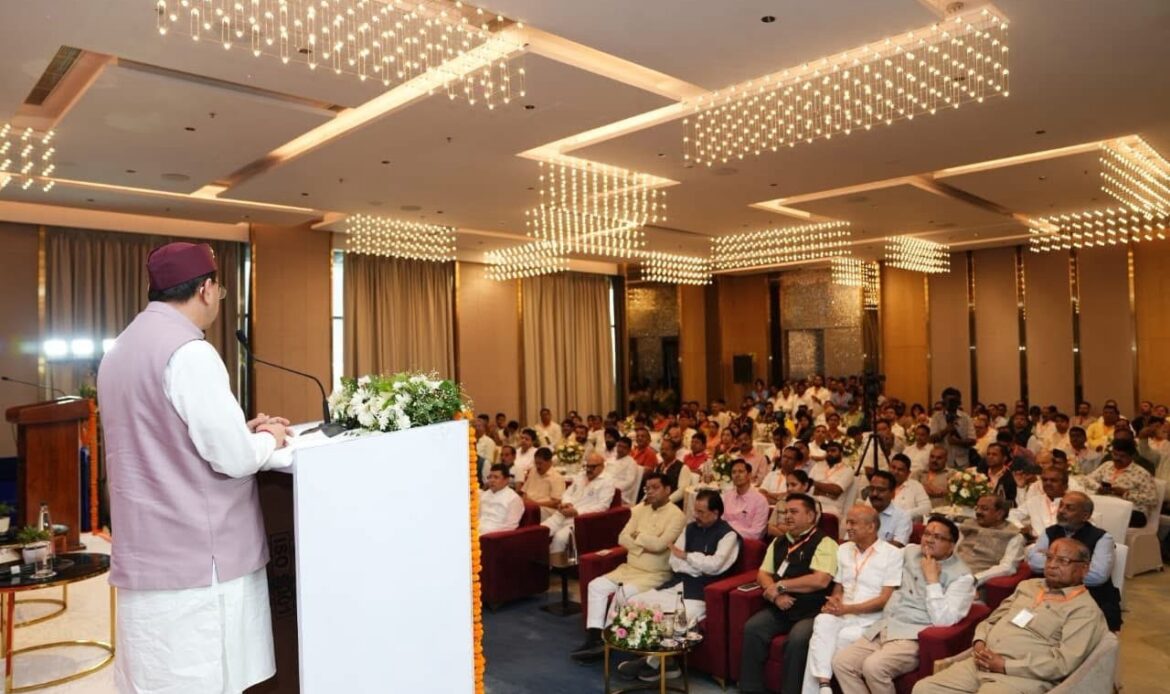 हल्द्वानी में ‘जागरण विमर्श’ में बोले सीएम धामी—₹4 हजार करोड़ से ₹1.11 लाख करोड़ तक पहुंचा उत्तराखंड का बजट, विकास के साथ चुनौतियों पर भी मंथन-Newsnetra 7 img 1061