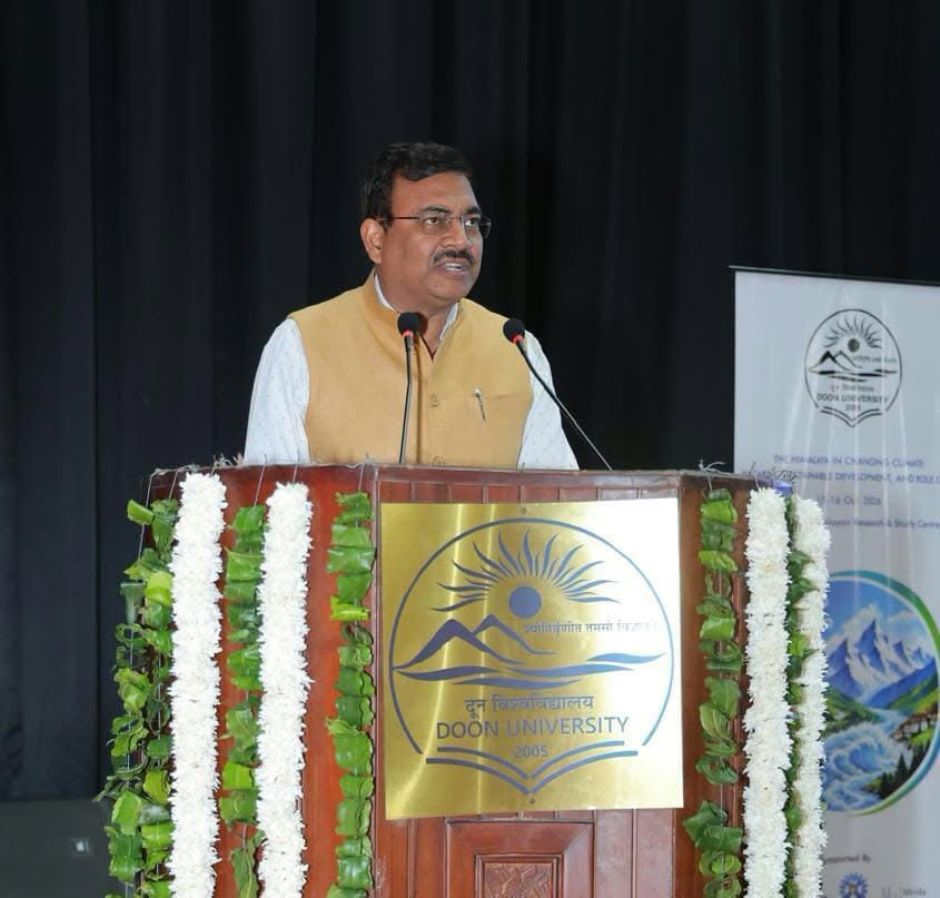 जलवायु परिवर्तन से हिमालय को बढ़ते खतरे, AI से आपदा प्रबंधन को मिलेगी नई दिशा-Newsnetra 9 850746180 28884349214551071 1904142998972154268 n