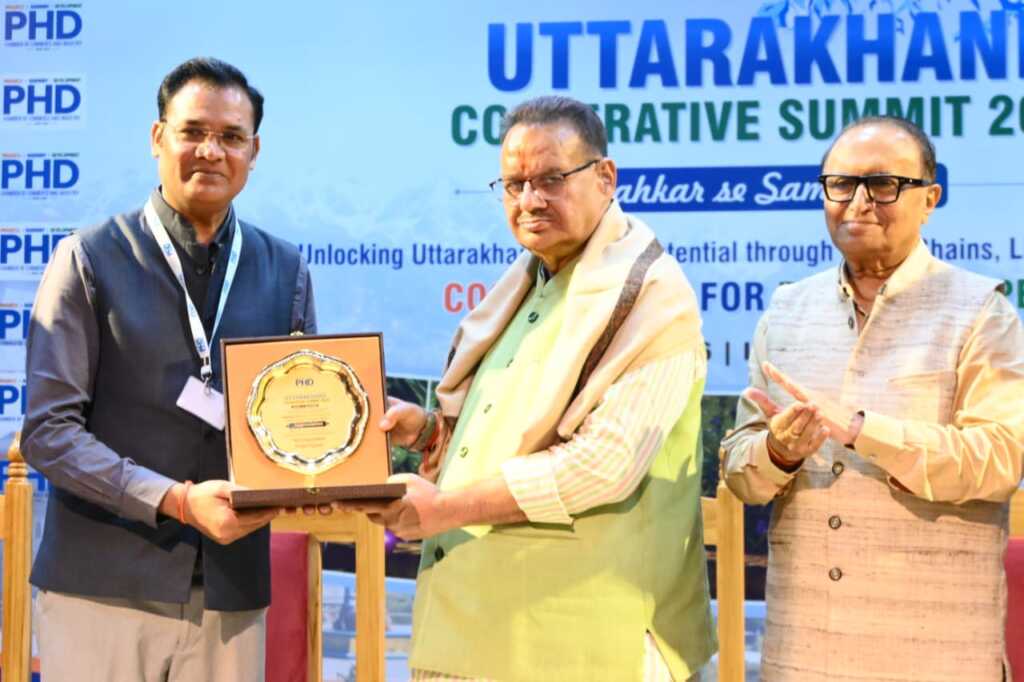सहकारिता से किसानों और महिलाओं को आत्मनिर्भर बनाने पर जोर, कृषि मंत्री गणेश जोशी ने गिनाईं सरकार की योजनाएं-Newsnetra 18 IMG 20261001 WA0070