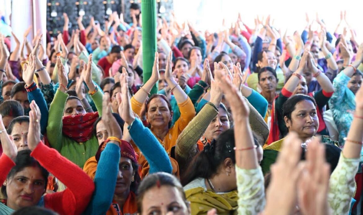 उत्तरकाशी को सीएम धामी की बड़ी सौगात, विश्वनाथ-शक्ति मंदिर कॉरिडोर और जिला अस्पताल का नाम गोपाल सिंह रावत के नाम पर रखने का ऐलान-Newsnetra 9 img 1452